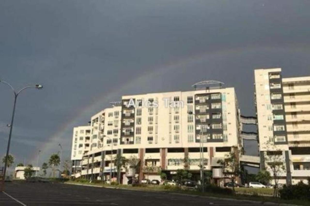 Aeon Tebrau Apartment Johor Bahru - By Room - Esterno foto